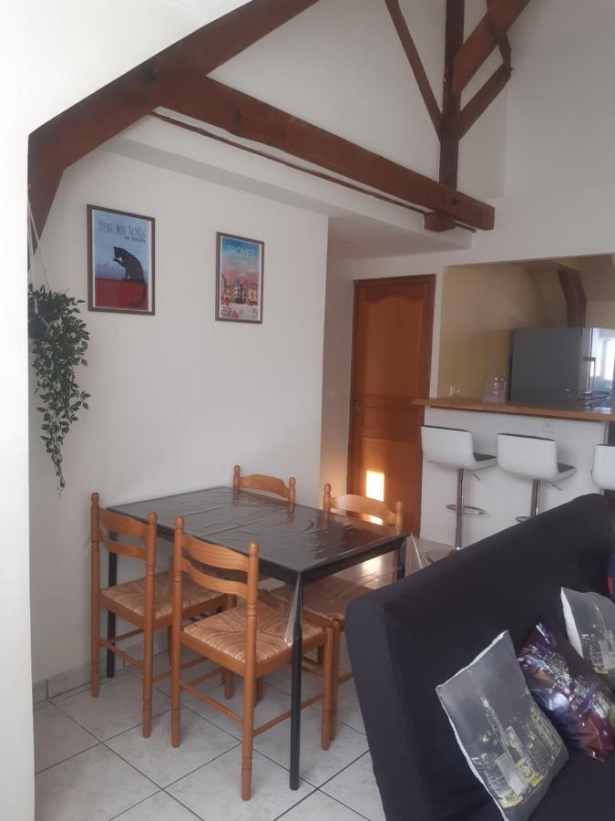 72M² Proche Centre Historique De Troyes Apartment Екстериор снимка